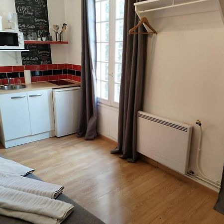 Studio Rue De La Sante Париж Екстериор снимка